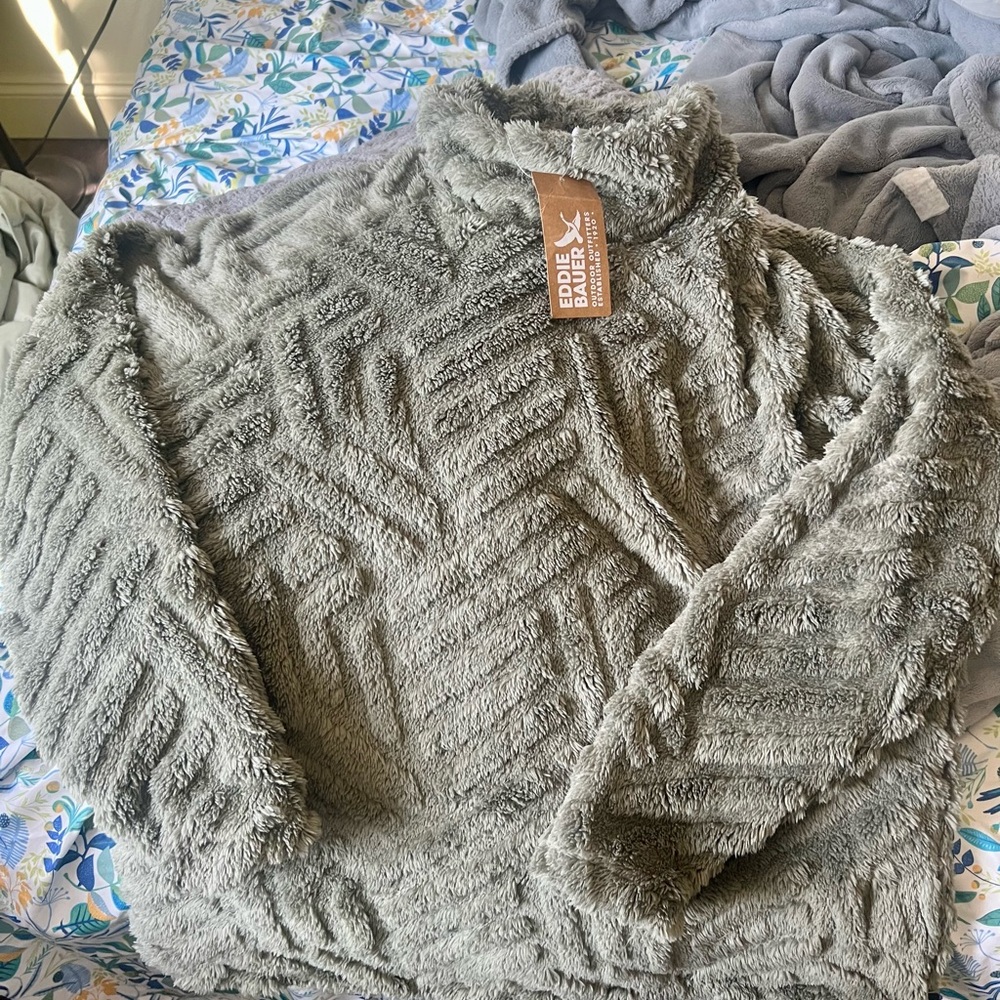 Eddie Bauer Textured Sage Cowl Neck pullover NWT